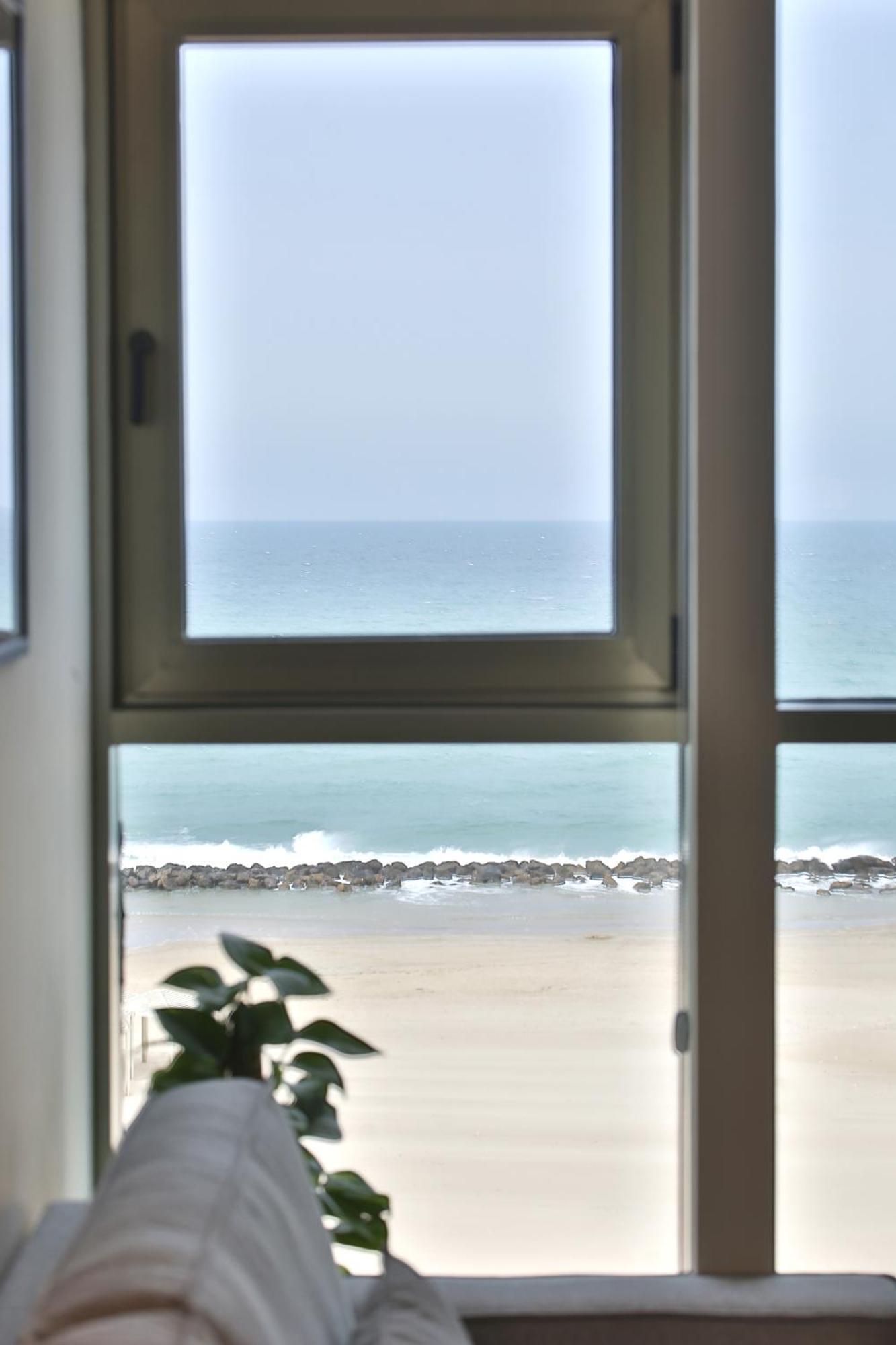 Luxury Suites By Notaly Ariel - Carmel Beach Haifa Rom bilde